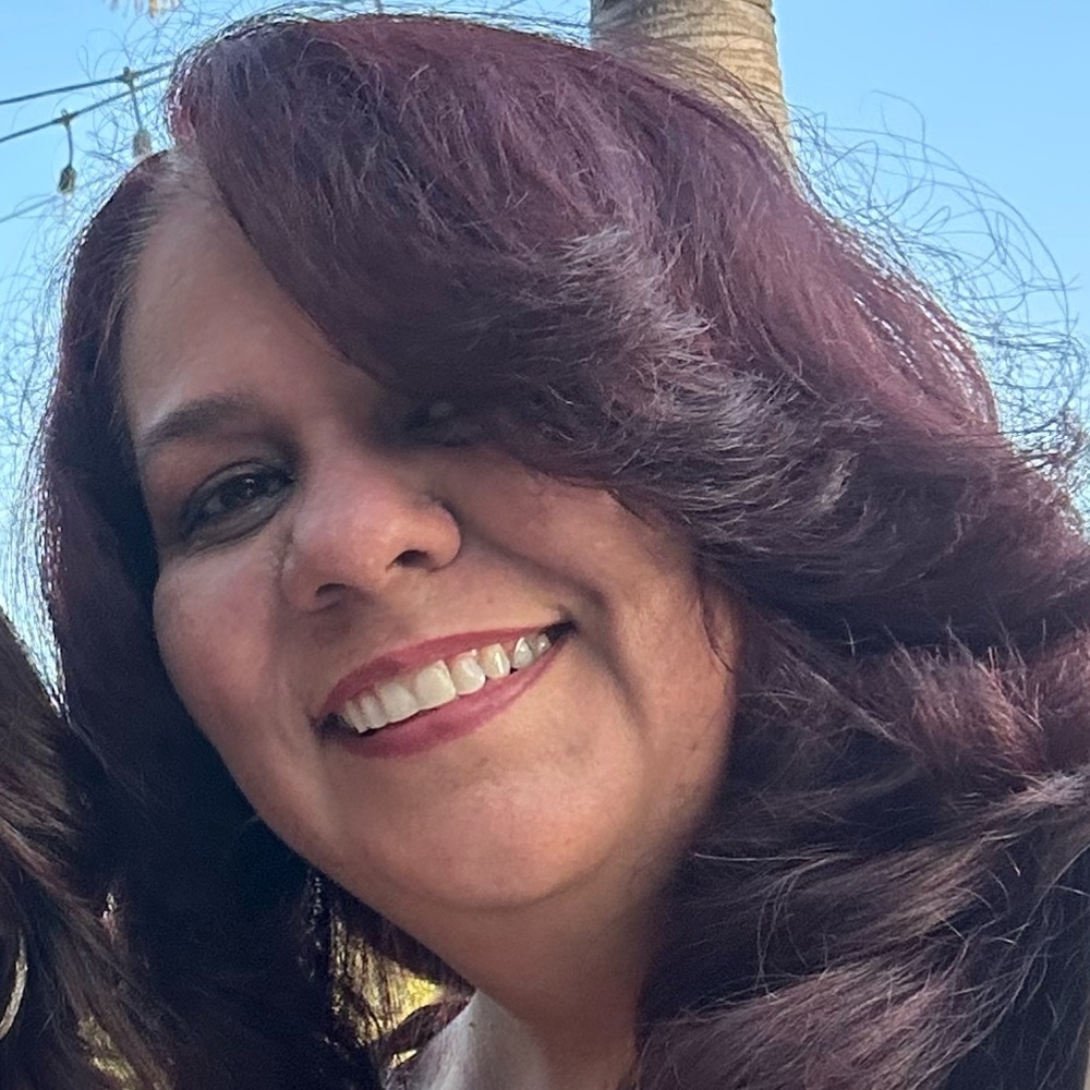 Meet your Posher, Caridad